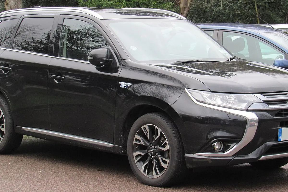 A Mitsubishi Outlander
